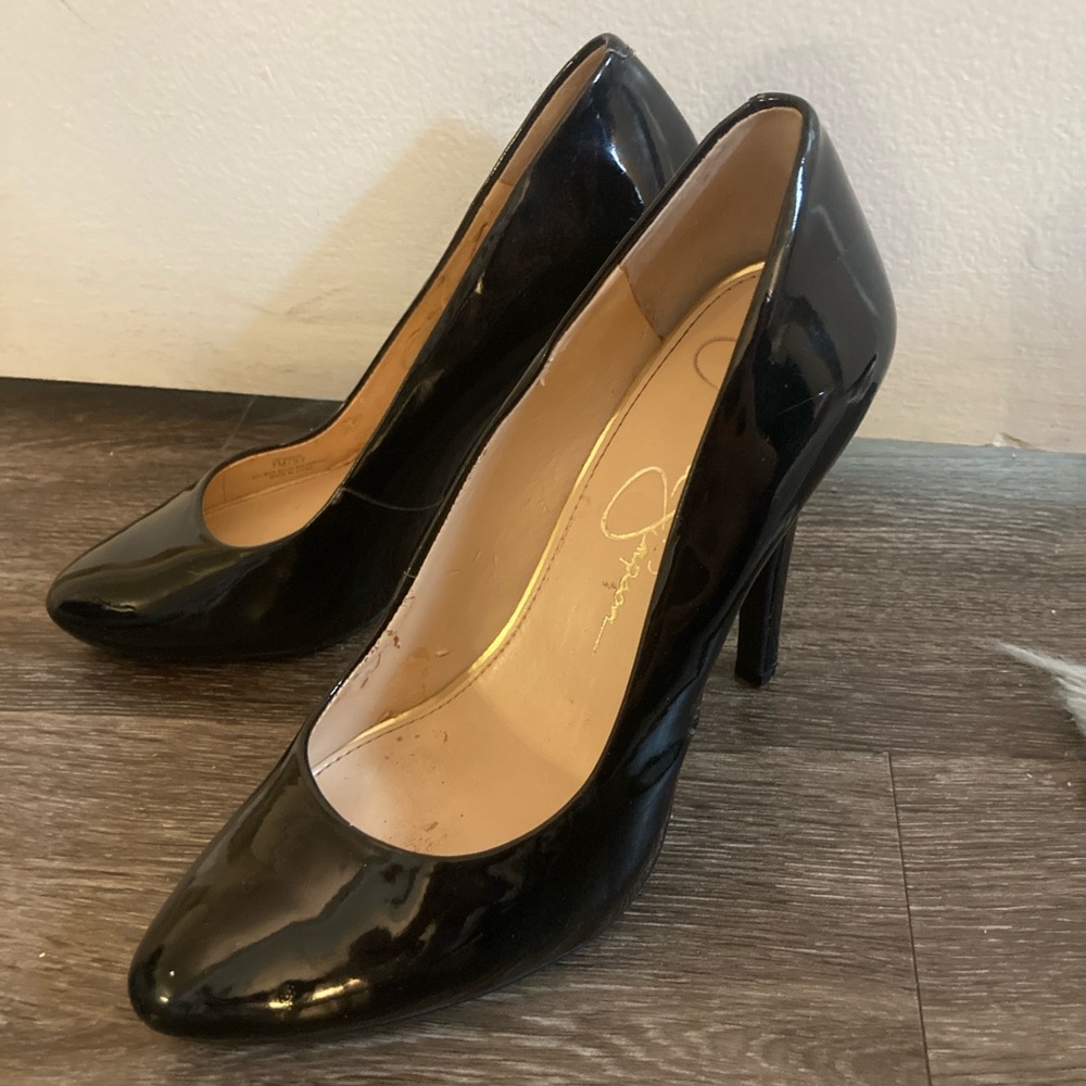 PATENT LEATHER HEELS 👠